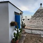 Semesterbostad Trullo Pietrapoesia *