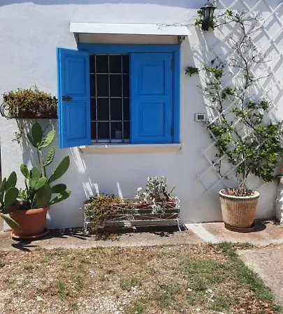 Trullo Pietrapoesia * Ostuni