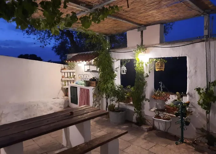 Trullo Pietrapoesia * 奥斯图尼