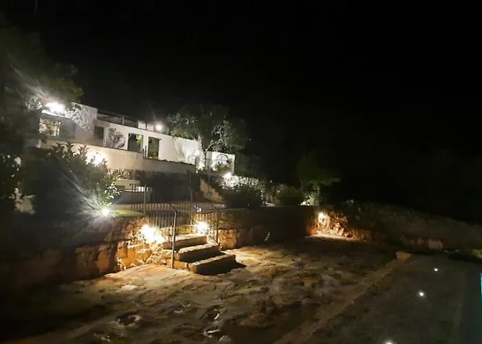 Trullo Pietrapoesia Dom wakacyjny *